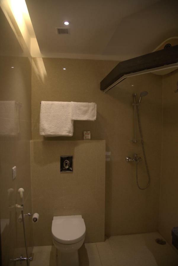 Hôtel The Forresta à Siliguri Extérieur photo