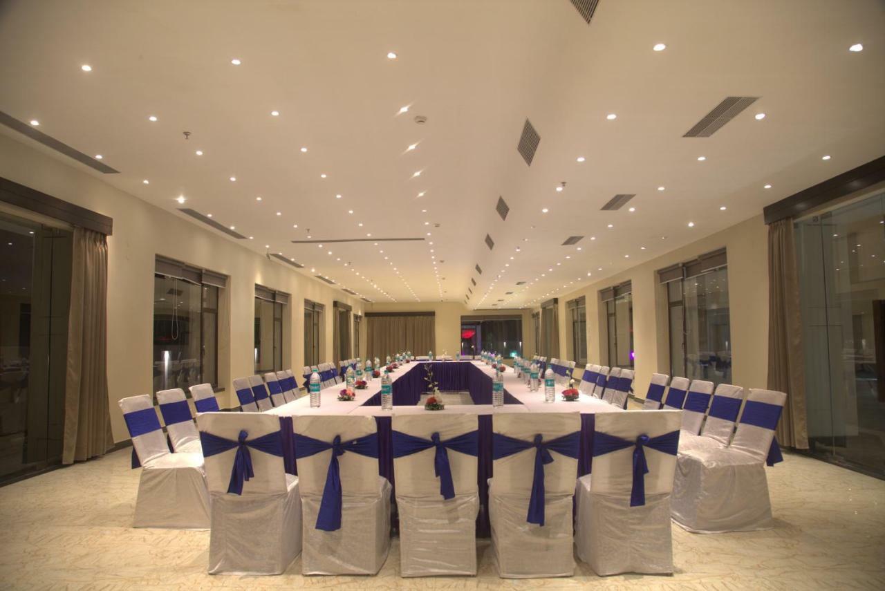Hôtel The Forresta à Siliguri Extérieur photo
