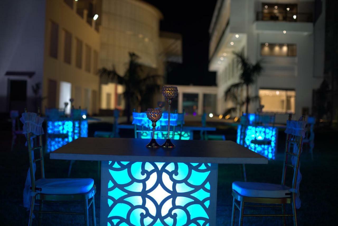 Hôtel The Forresta à Siliguri Extérieur photo